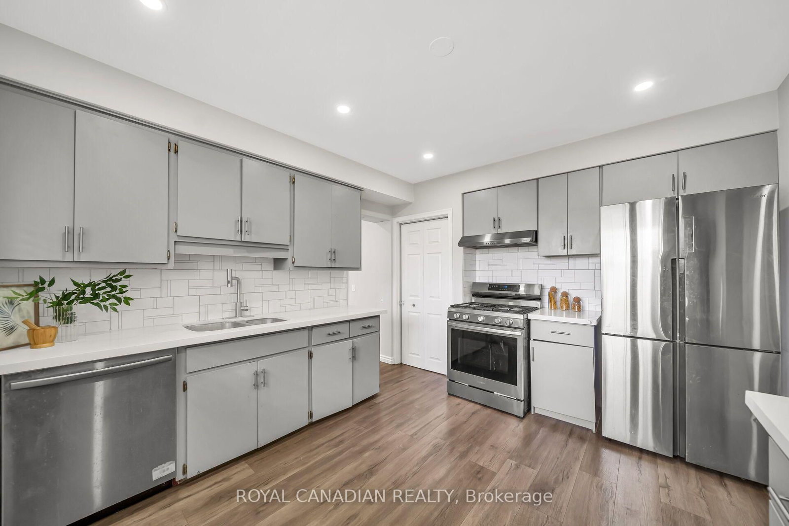 284 Cedar Crescent • Cambridge, ON photo 19