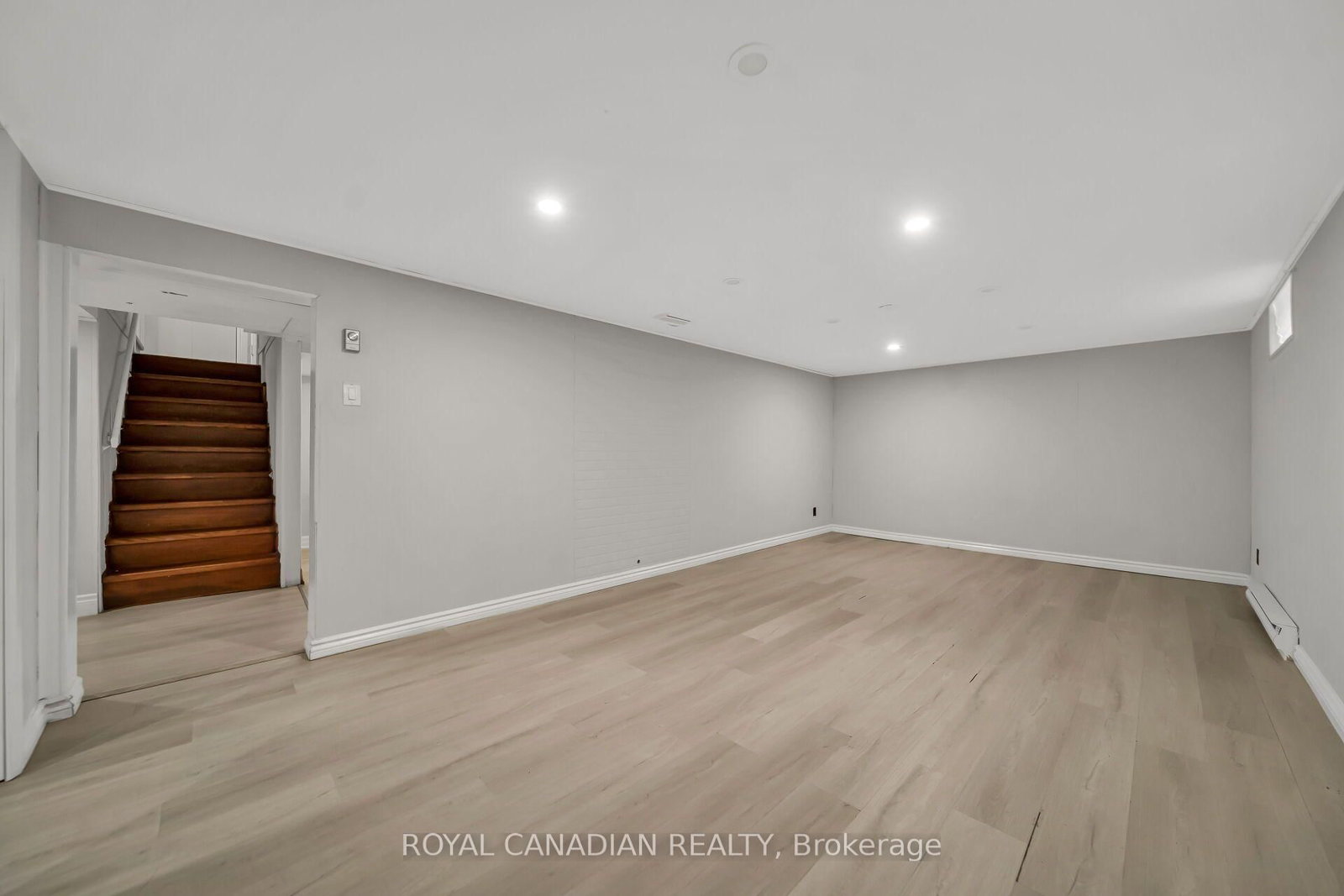 284 Cedar Crescent • Cambridge, ON photo 35