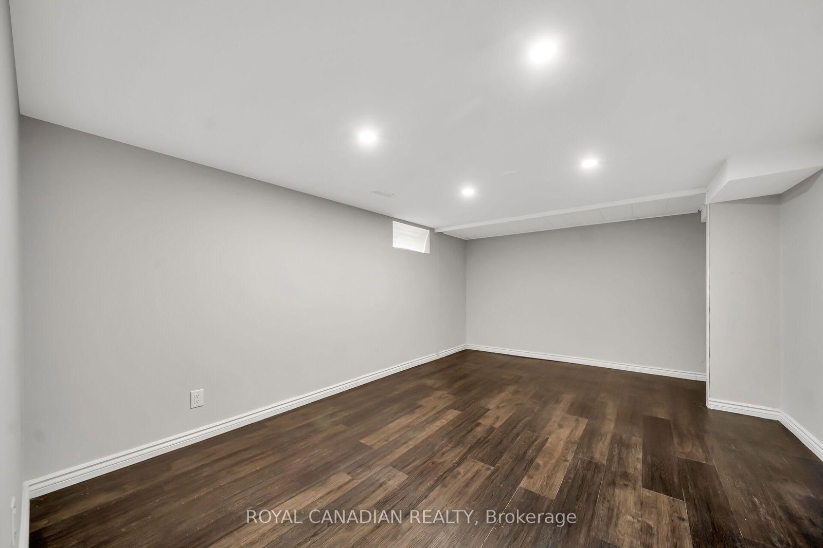 284 Cedar Crescent • Cambridge, ON photo 37