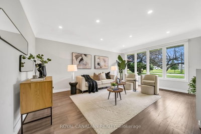284 Cedar Crescent • Cambridge, ON photo 8