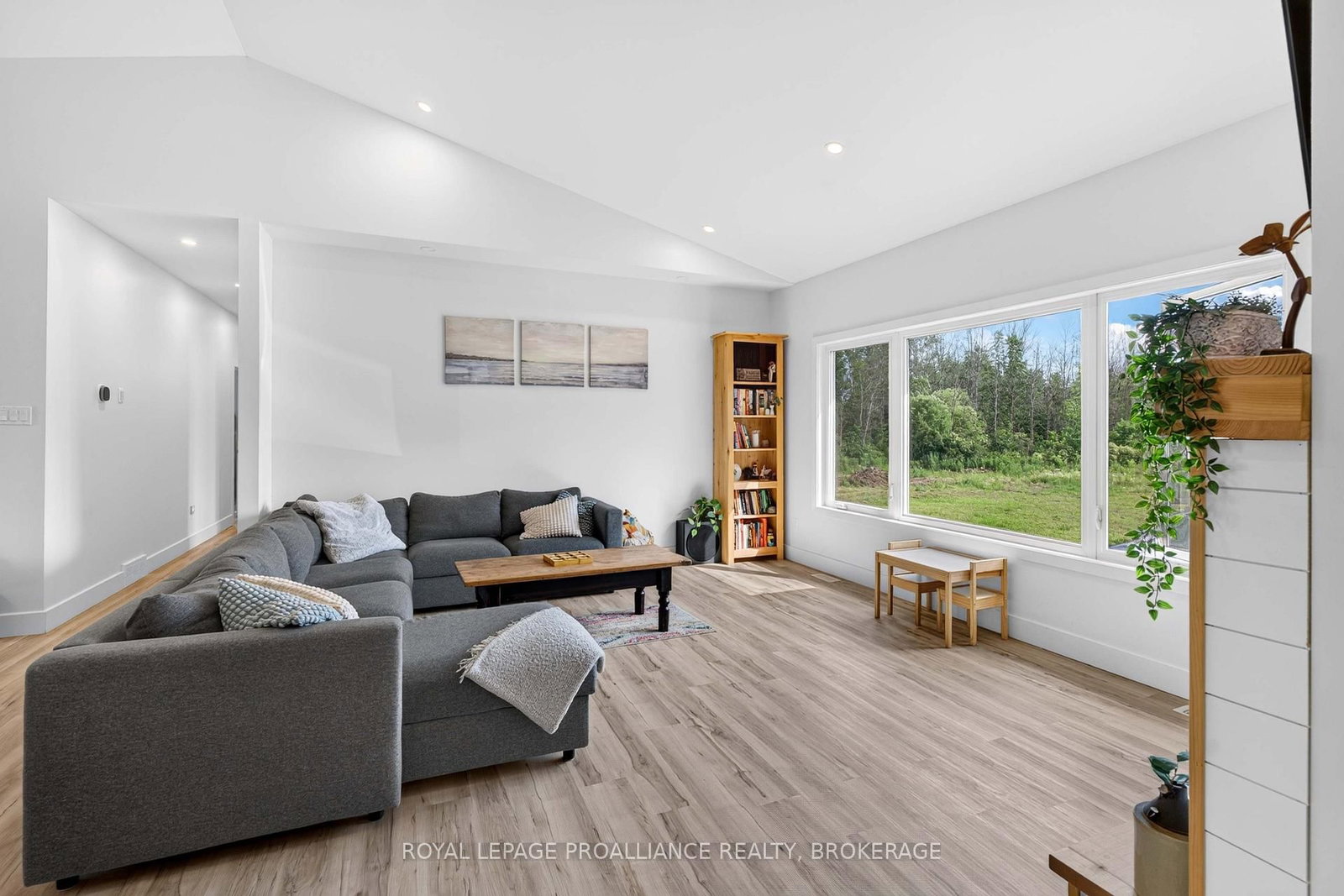 499 Bush Road • Rideau Lakes, ON photo 9