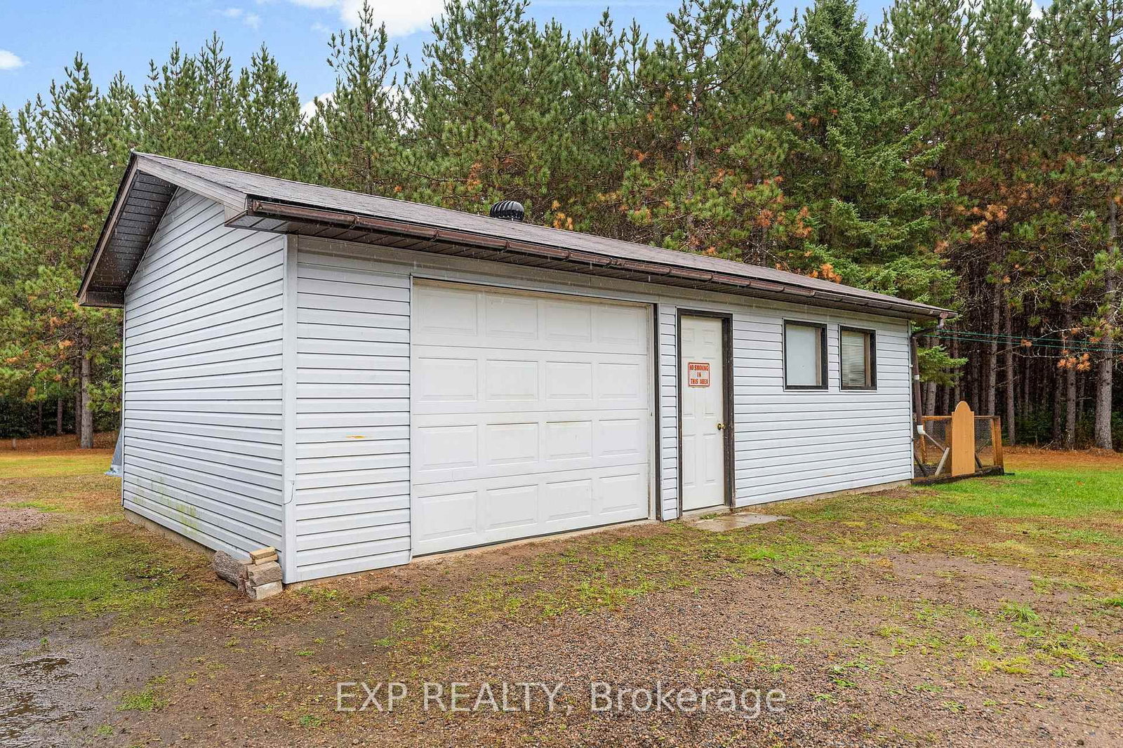 716 Cybulski Road • Barry's Bay, ON photo 37