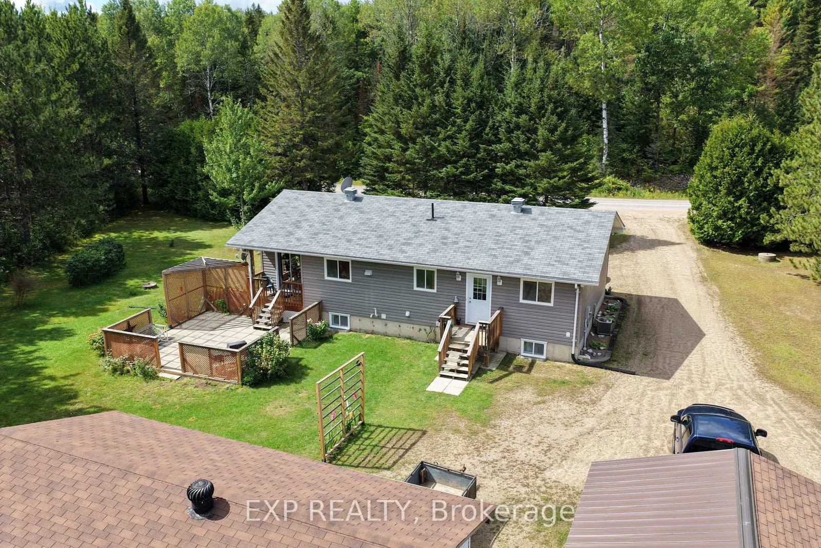716 Cybulski Road • Barry's Bay, ON photo 42