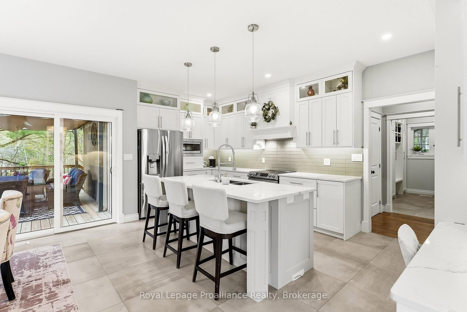 1 Cardinal Court • Quinte West, ON photo 14