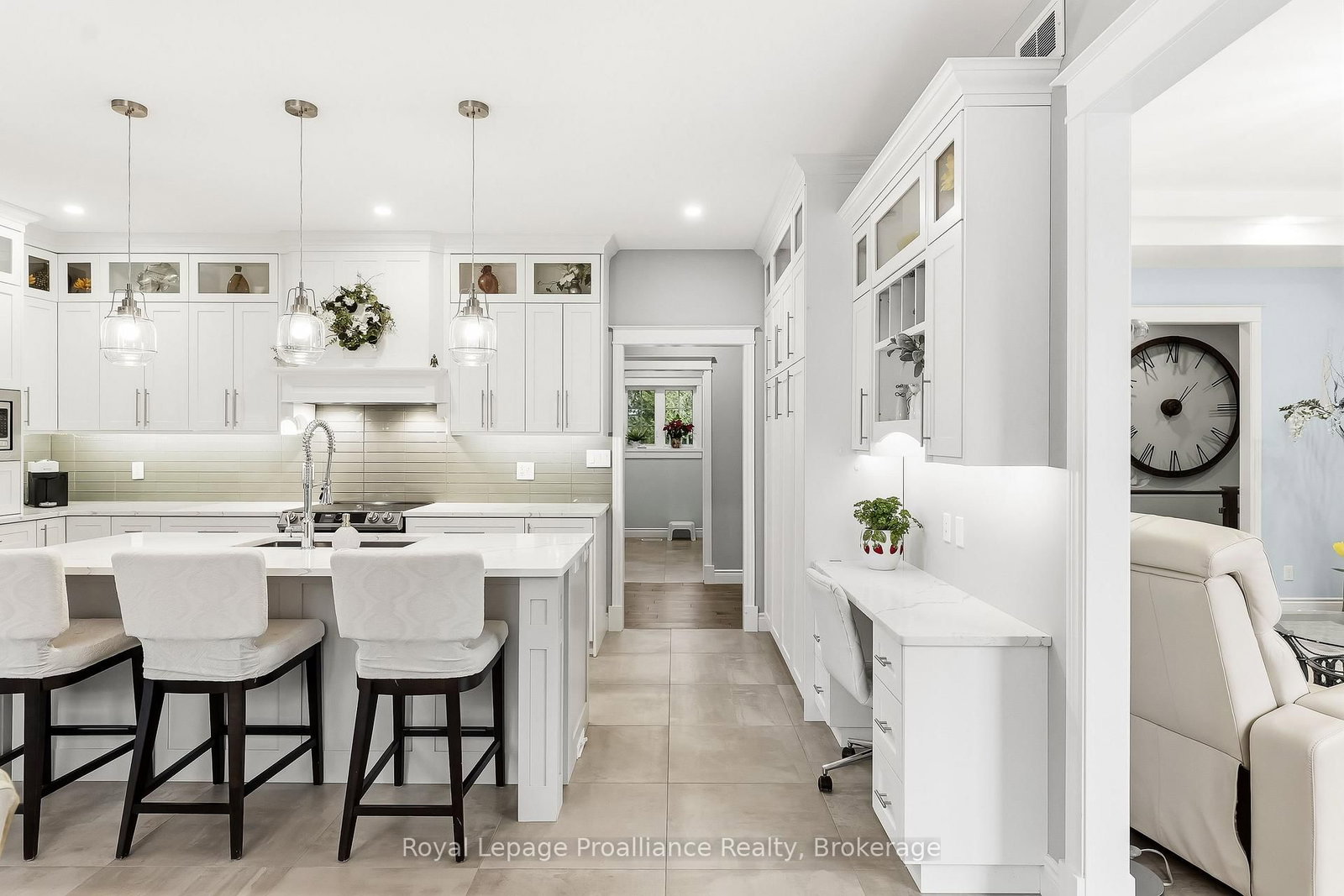 1 Cardinal Court • Quinte West, ON photo 17