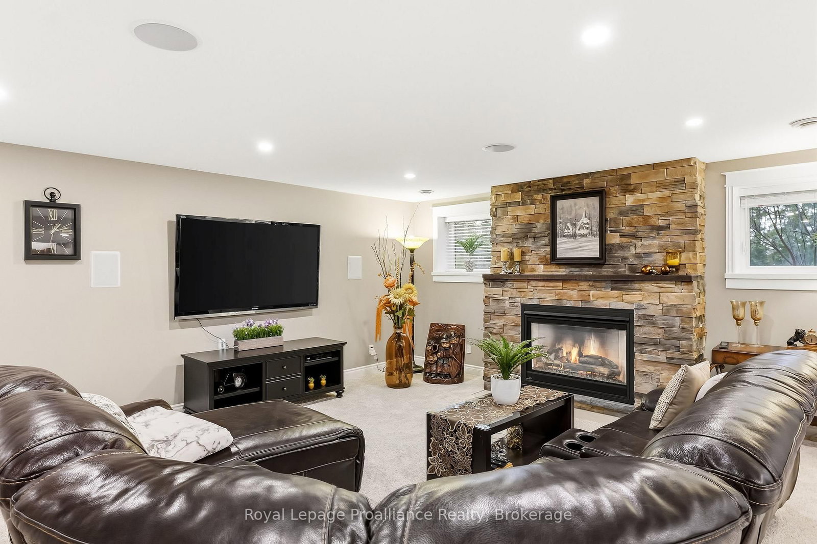 1 Cardinal Court • Quinte West, ON photo 30