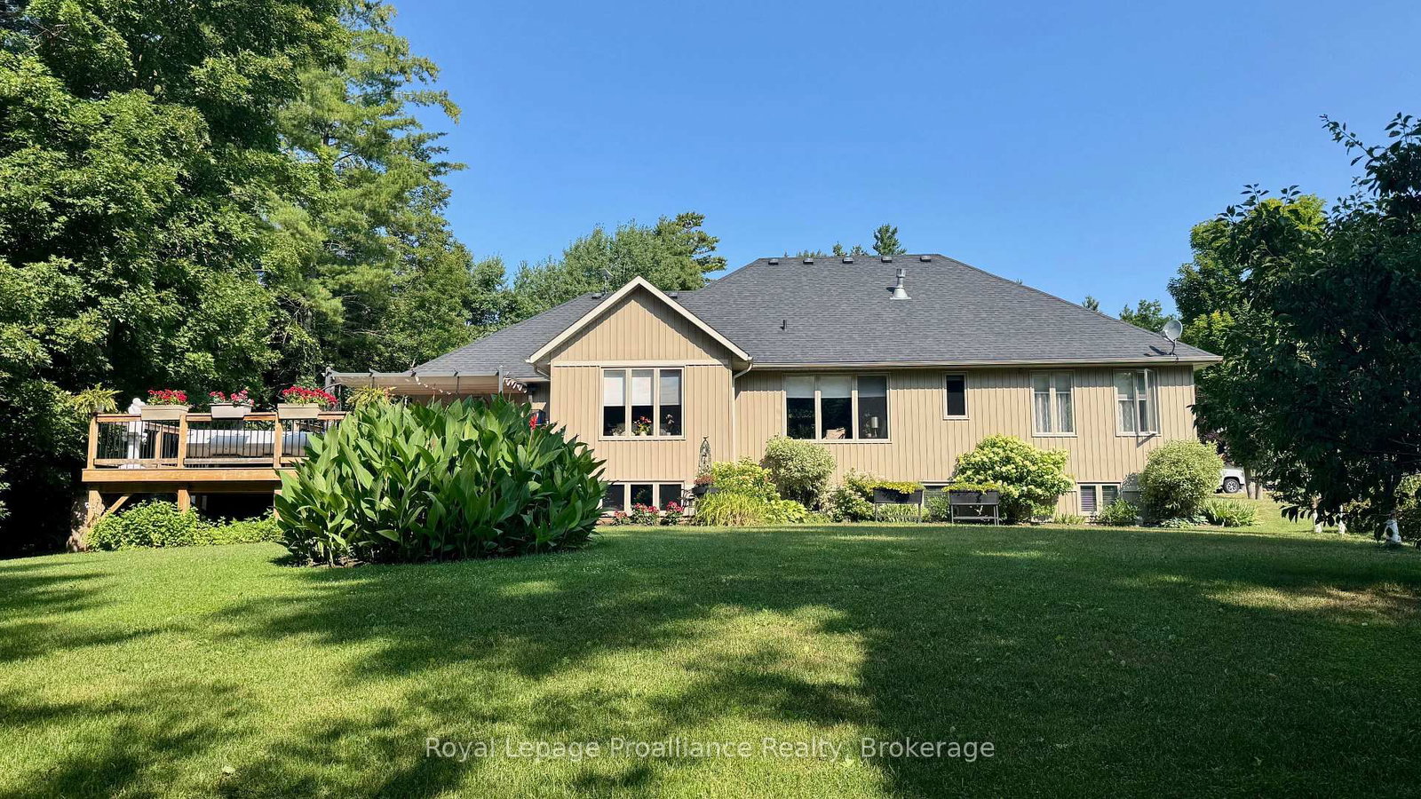 1 Cardinal Court • Quinte West, ON photo 48