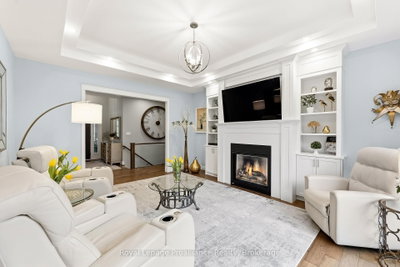 1 Cardinal Court • Quinte West, ON photo 8