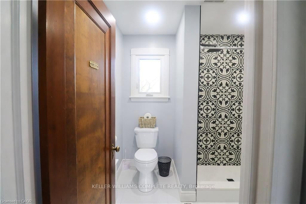 1429 HIGHWAY #8 Road • Hamilton, ON photo 18