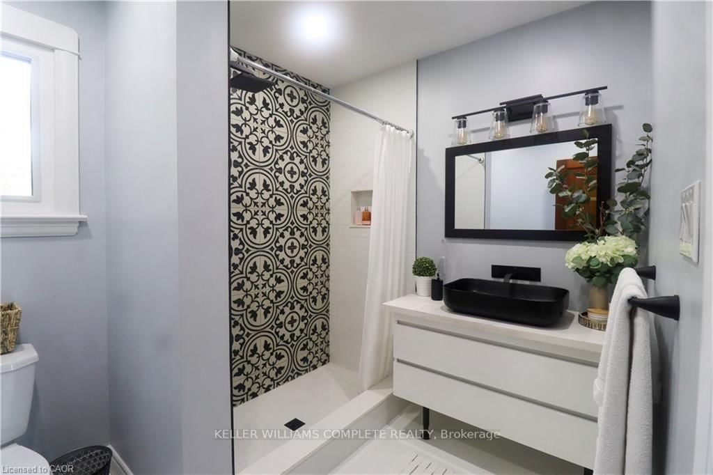 1429 HIGHWAY #8 Road • Hamilton, ON photo 19