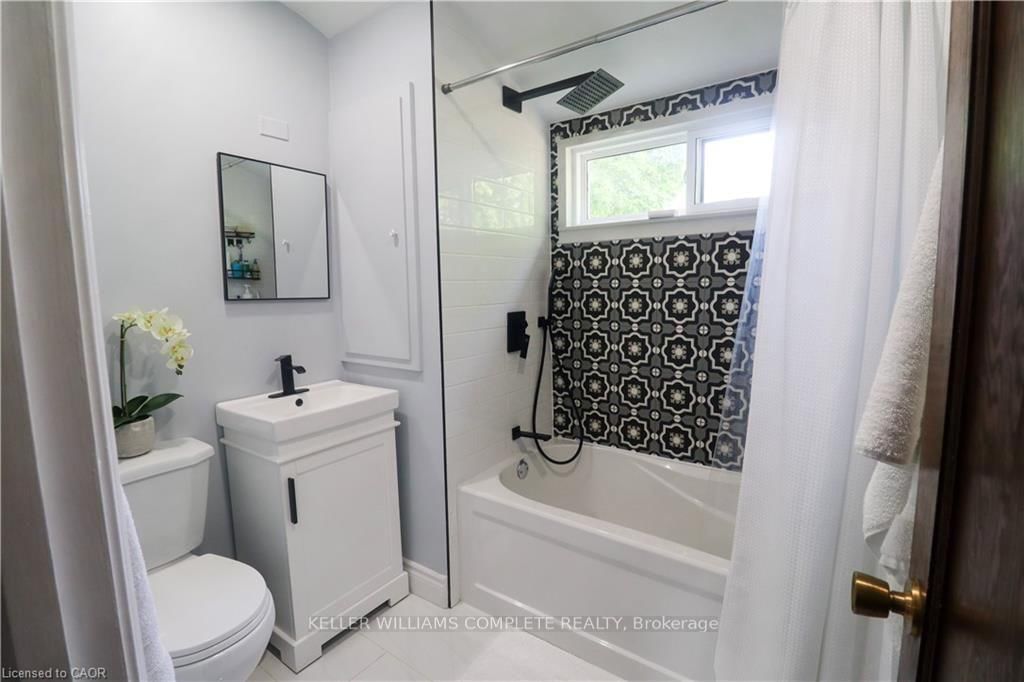 1429 HIGHWAY #8 Road • Hamilton, ON photo 30
