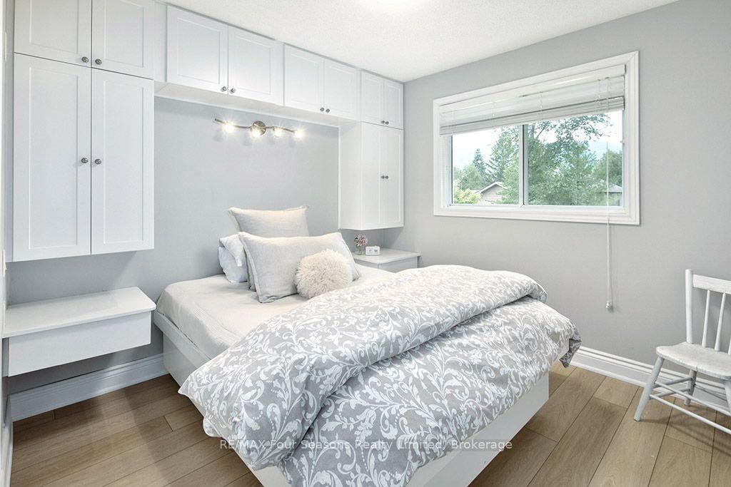 104 Laurie's Court • Blue Mountains, ON photo 11