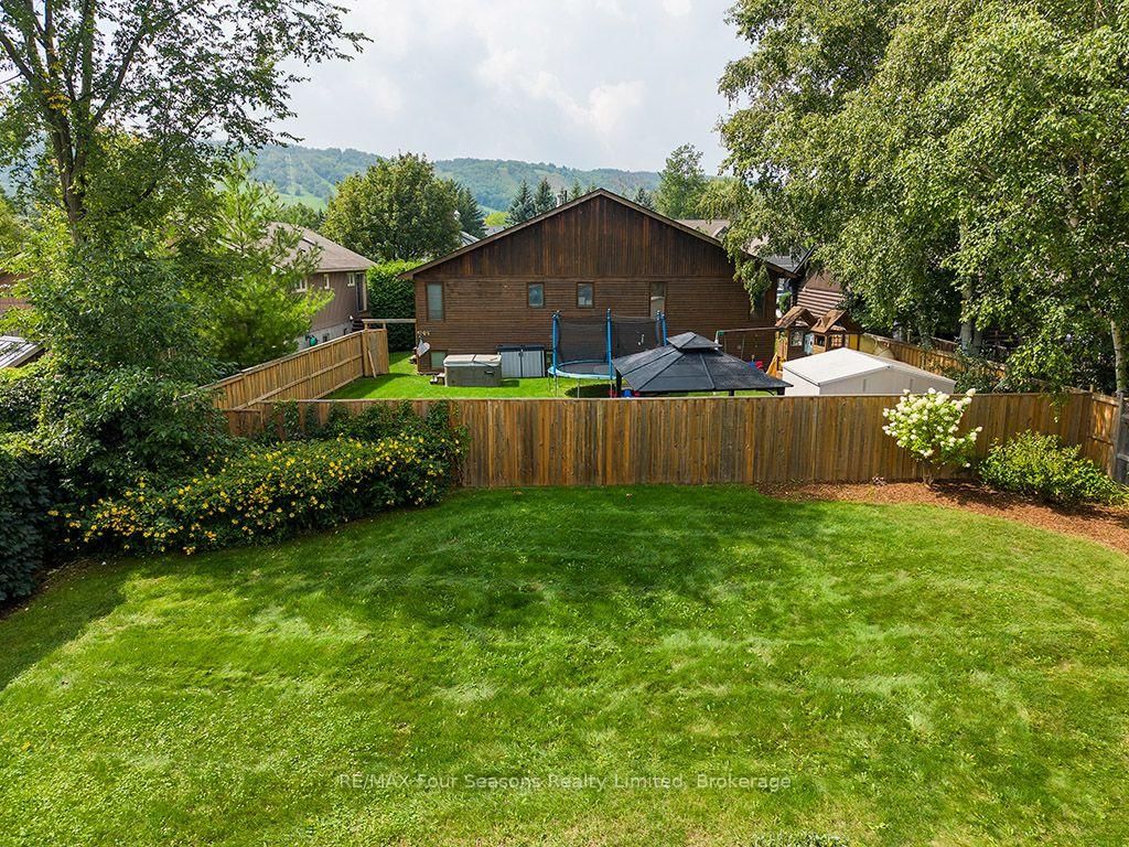 104 Laurie's Court • Blue Mountains, ON photo 36