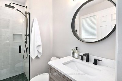 104 Laurie's Court • Blue Mountains, ON photo 9