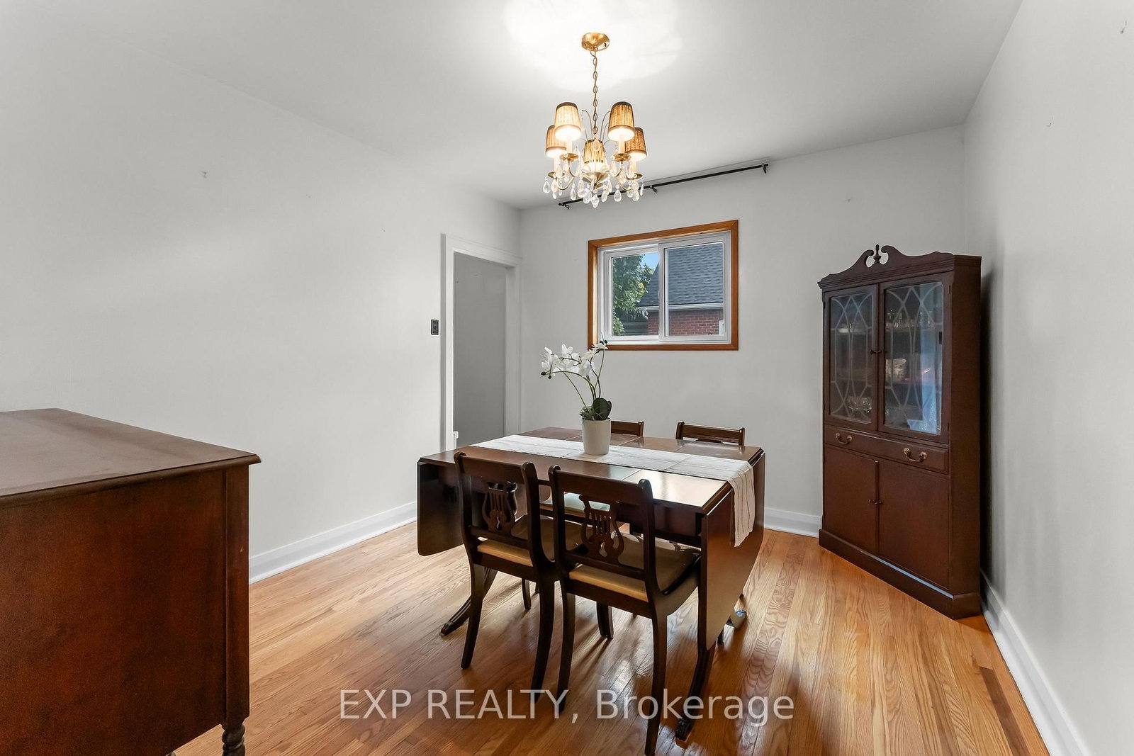3945 St Peter Avenue • Niagara Falls, ON photo 11
