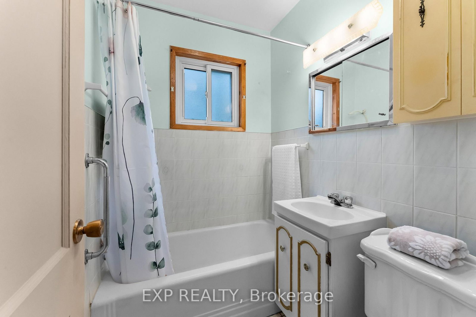 3945 St Peter Avenue • Niagara Falls, ON photo 13