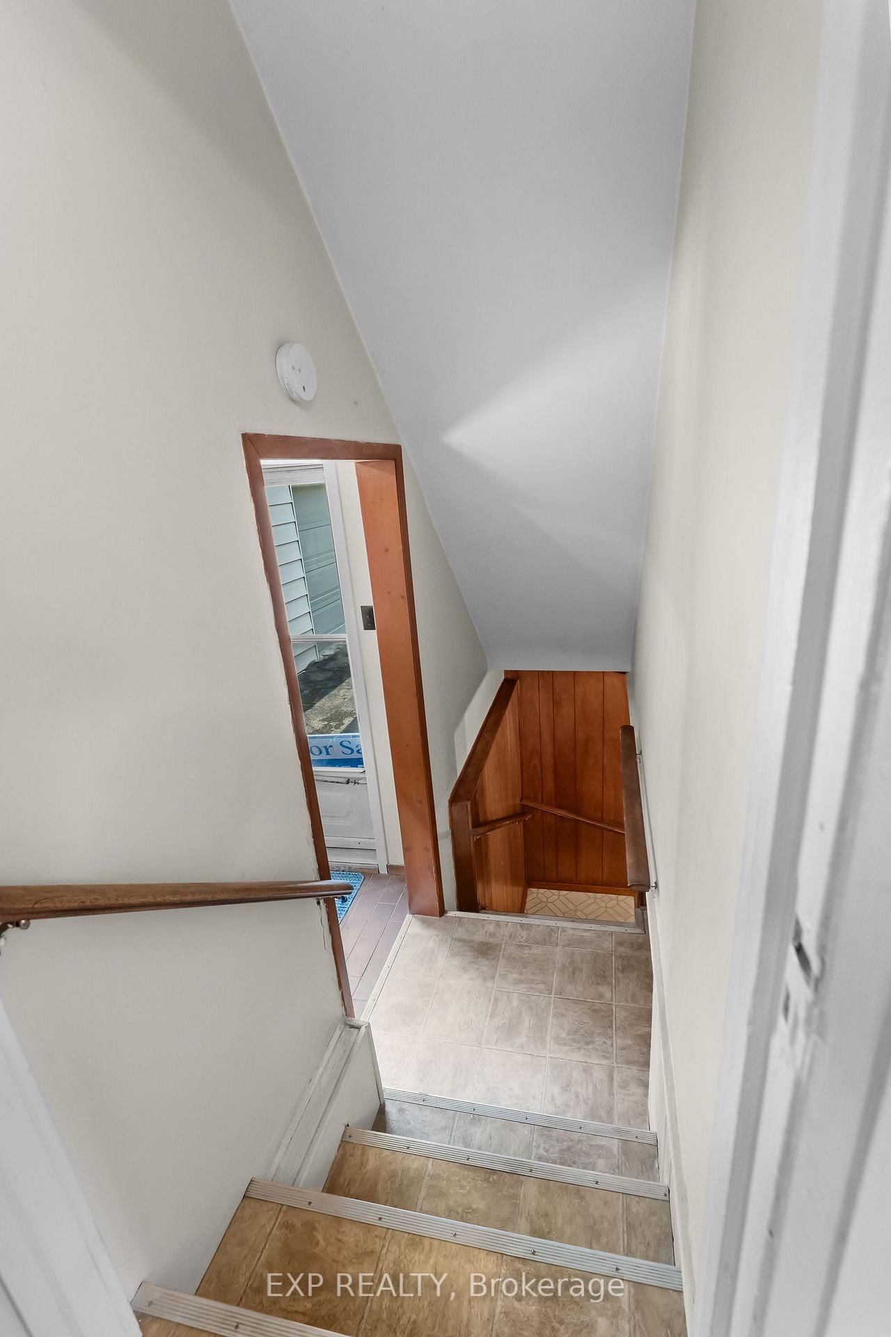 3945 St Peter Avenue • Niagara Falls, ON photo 18