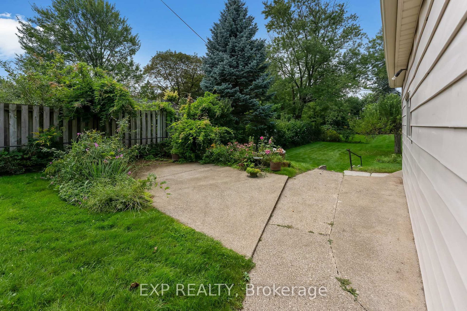 3945 St Peter Avenue • Niagara Falls, ON photo 29
