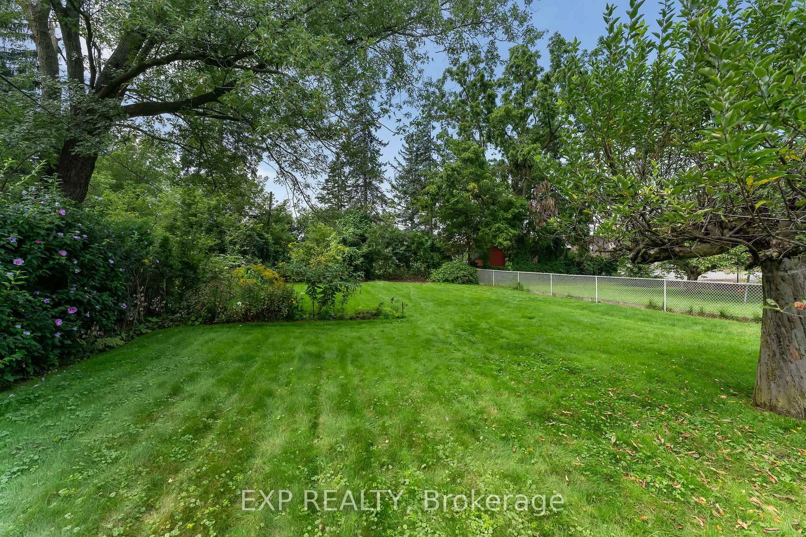 3945 St Peter Avenue • Niagara Falls, ON photo 35