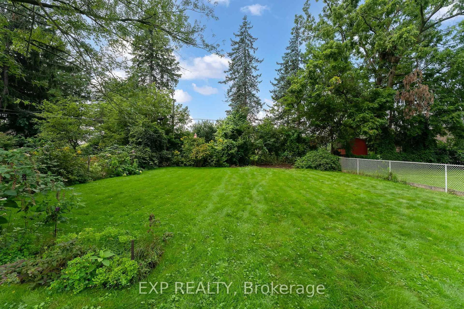 3945 St Peter Avenue • Niagara Falls, ON photo 36