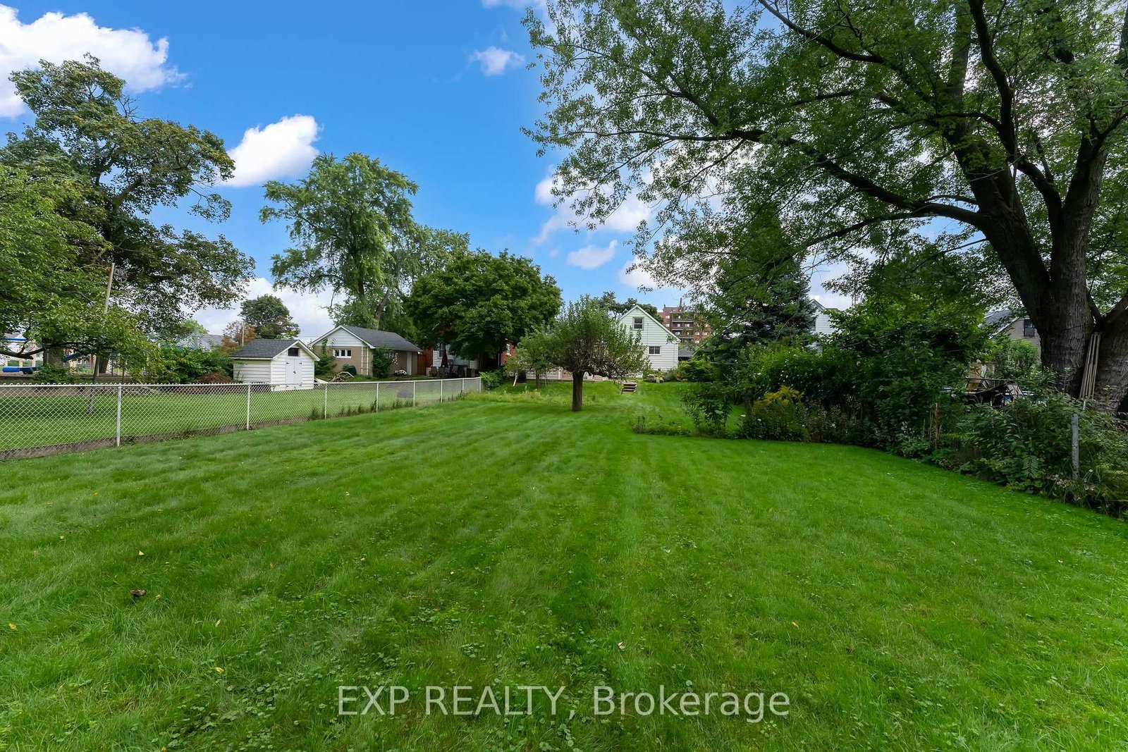 3945 St Peter Avenue • Niagara Falls, ON photo 37