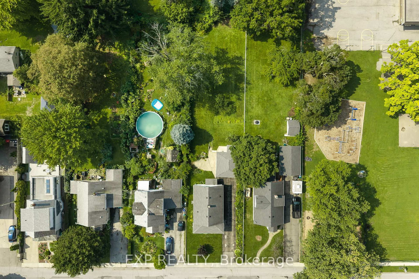 3945 St Peter Avenue • Niagara Falls, ON photo 41