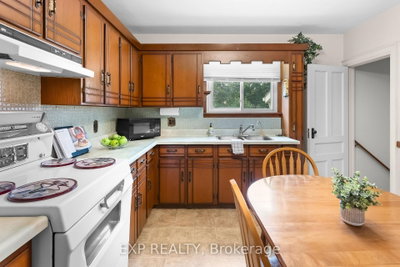 3945 St Peter Avenue • Niagara Falls, ON photo 9