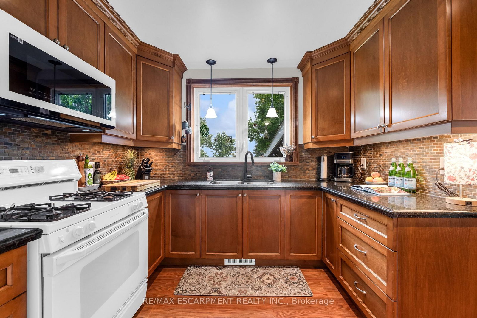 1065 Woodburn Road • Hamilton, ON photo 13
