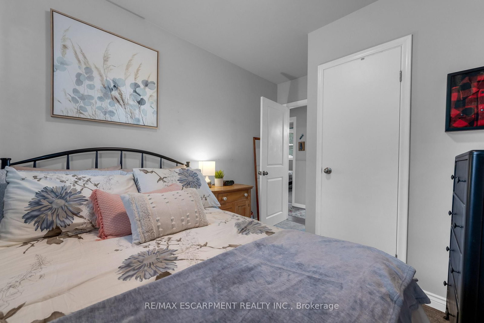 1065 Woodburn Road • Hamilton, ON photo 17