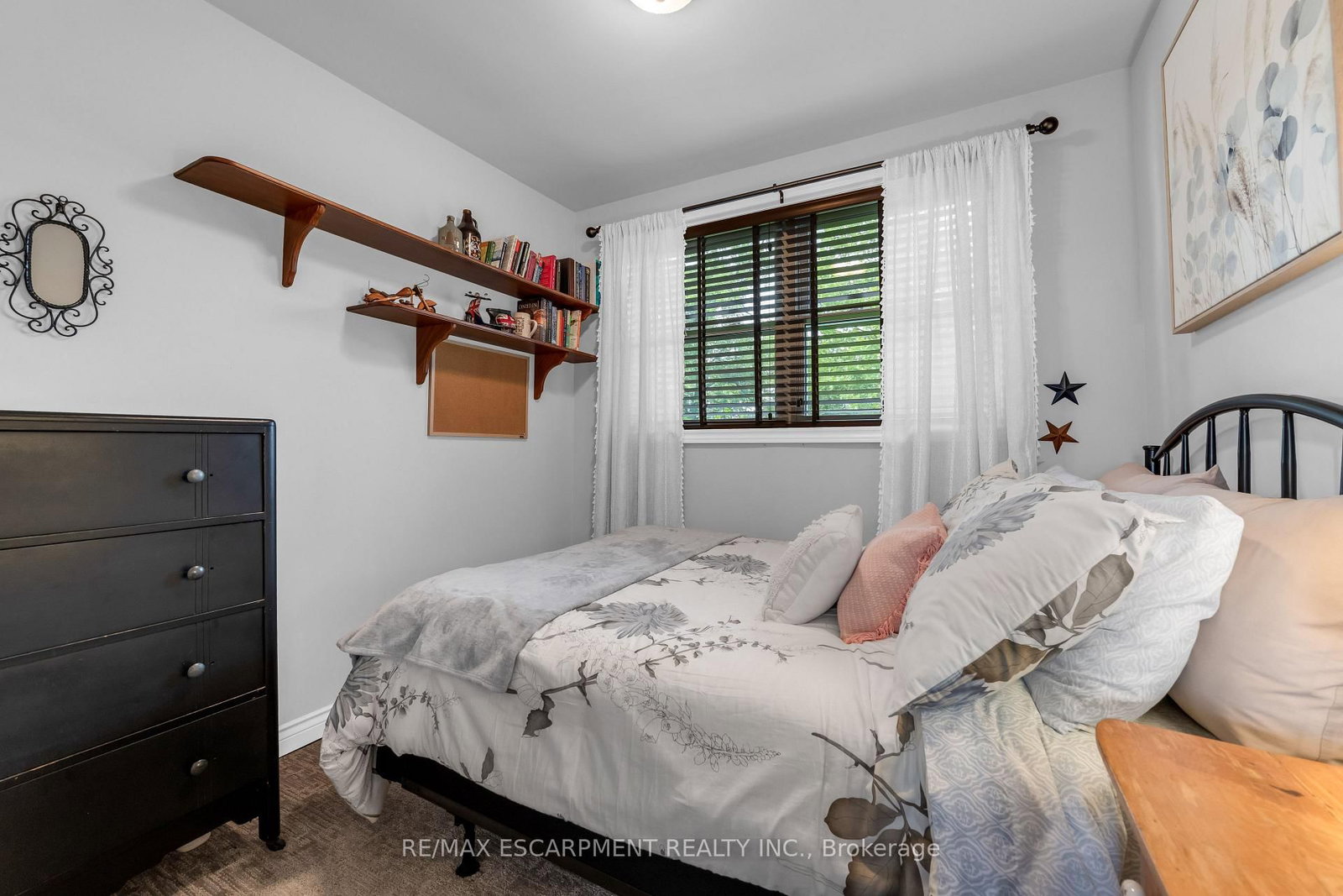 1065 Woodburn Road • Hamilton, ON photo 18