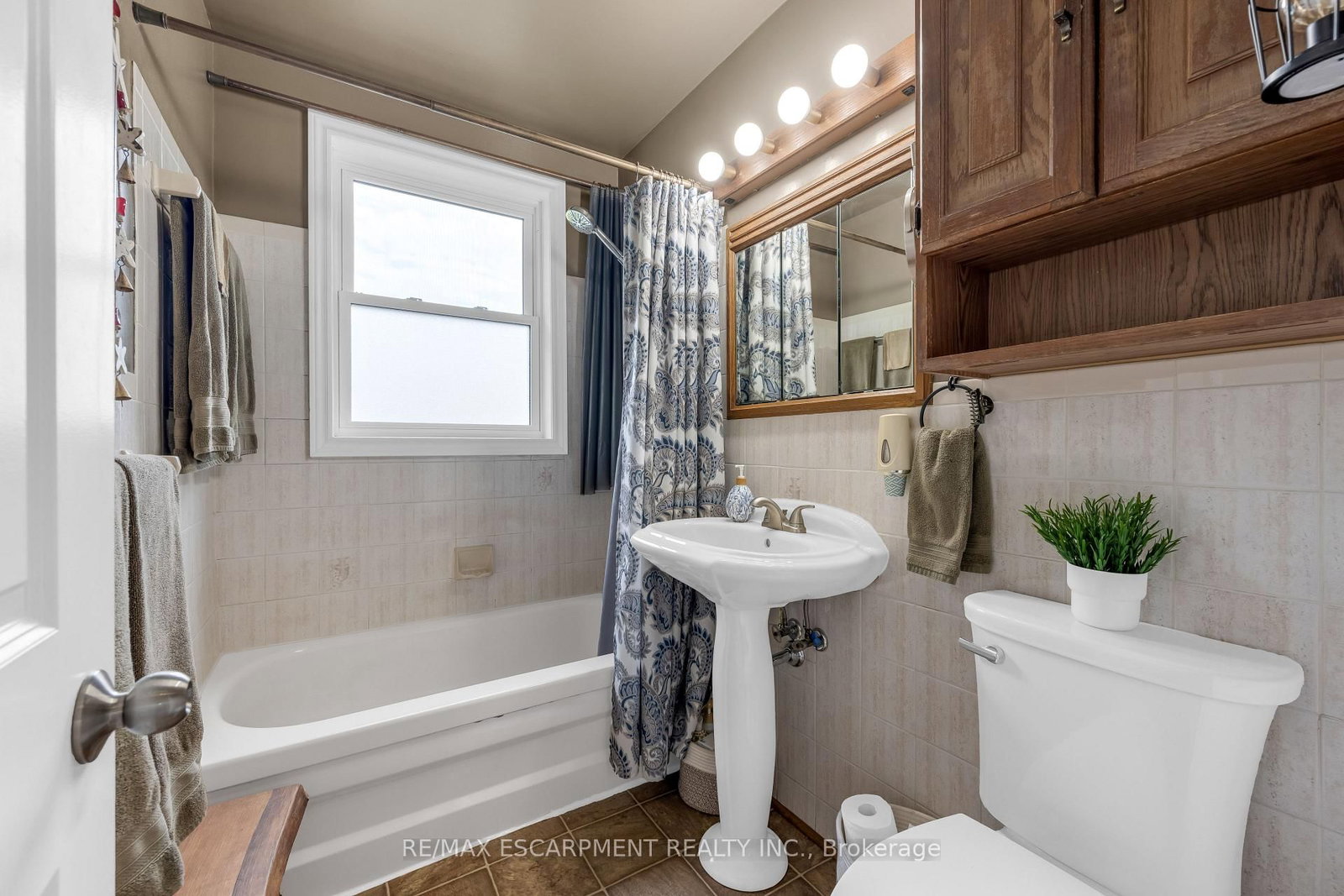 1065 Woodburn Road • Hamilton, ON photo 21