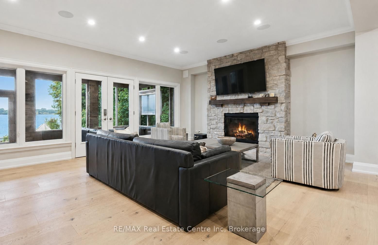 16 Clergy Lane • Puslinch, ON photo 24