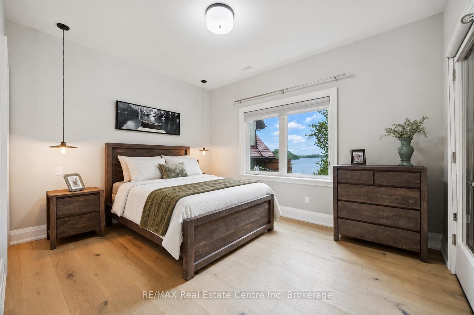 16 Clergy Lane • Puslinch, ON photo 27