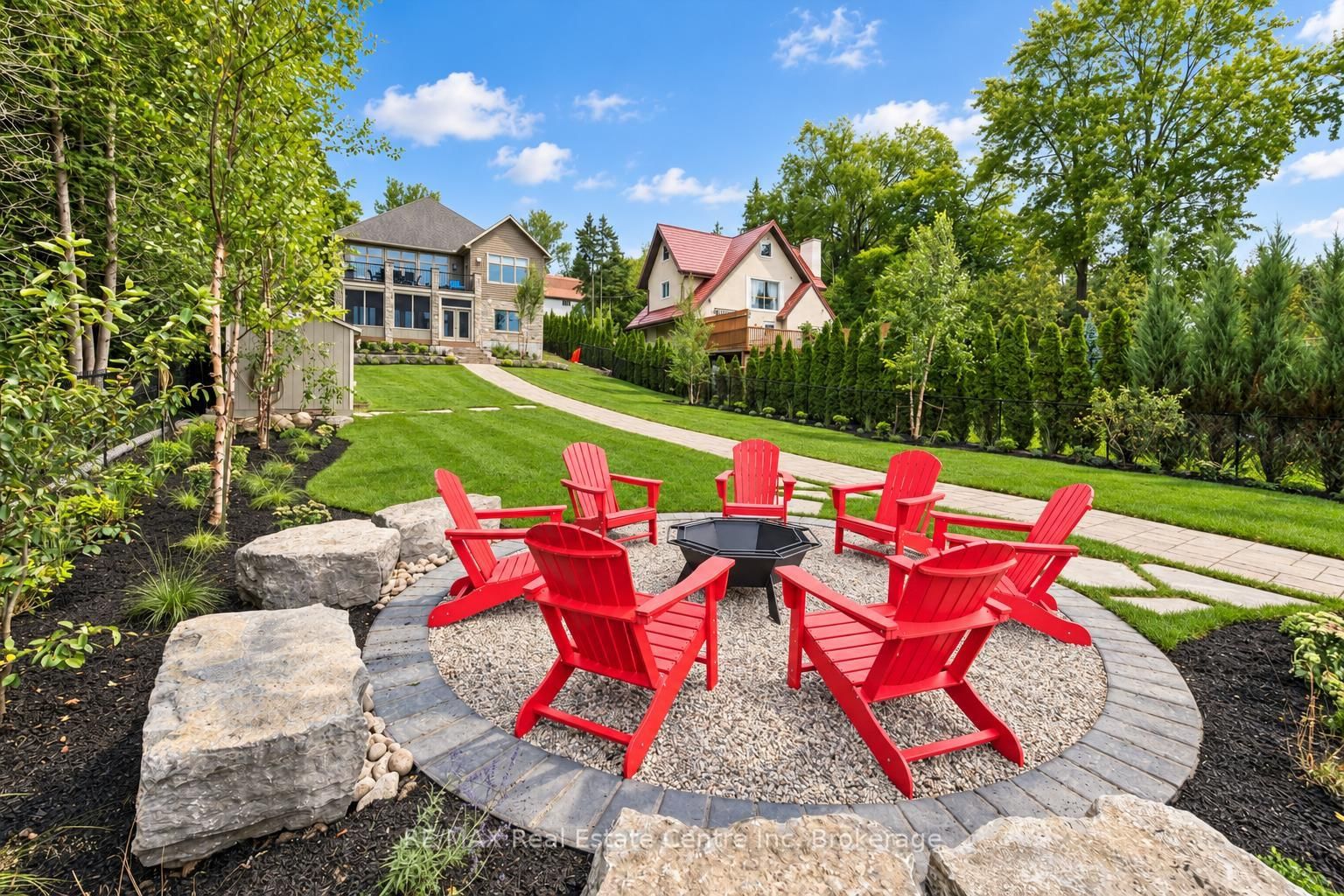 16 Clergy Lane • Puslinch, ON photo 6