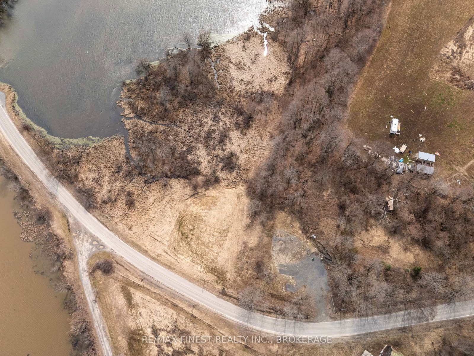 2539 Isle of Man Road • Kingston, ON photo 4