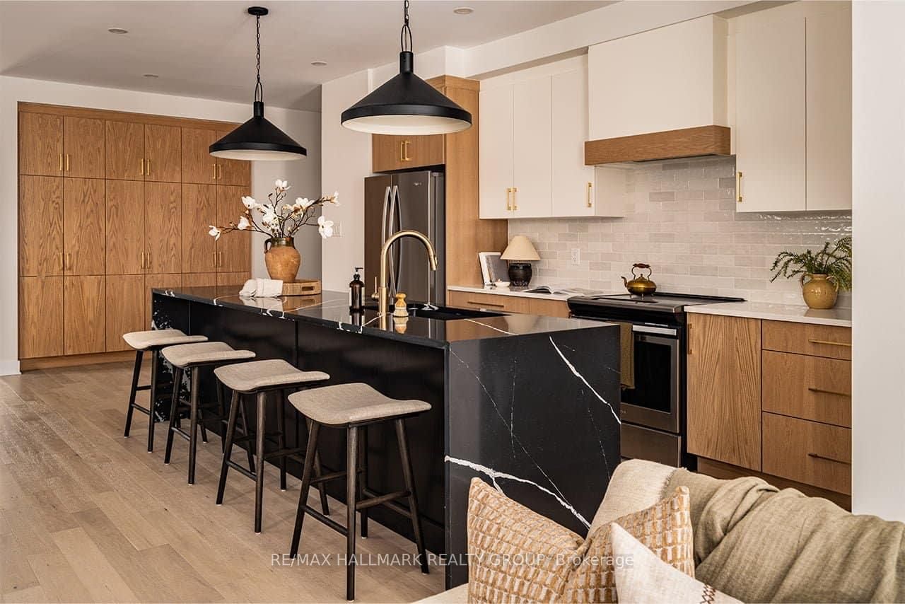 529 Brownrigg Way • Ottawa, ON photo 9