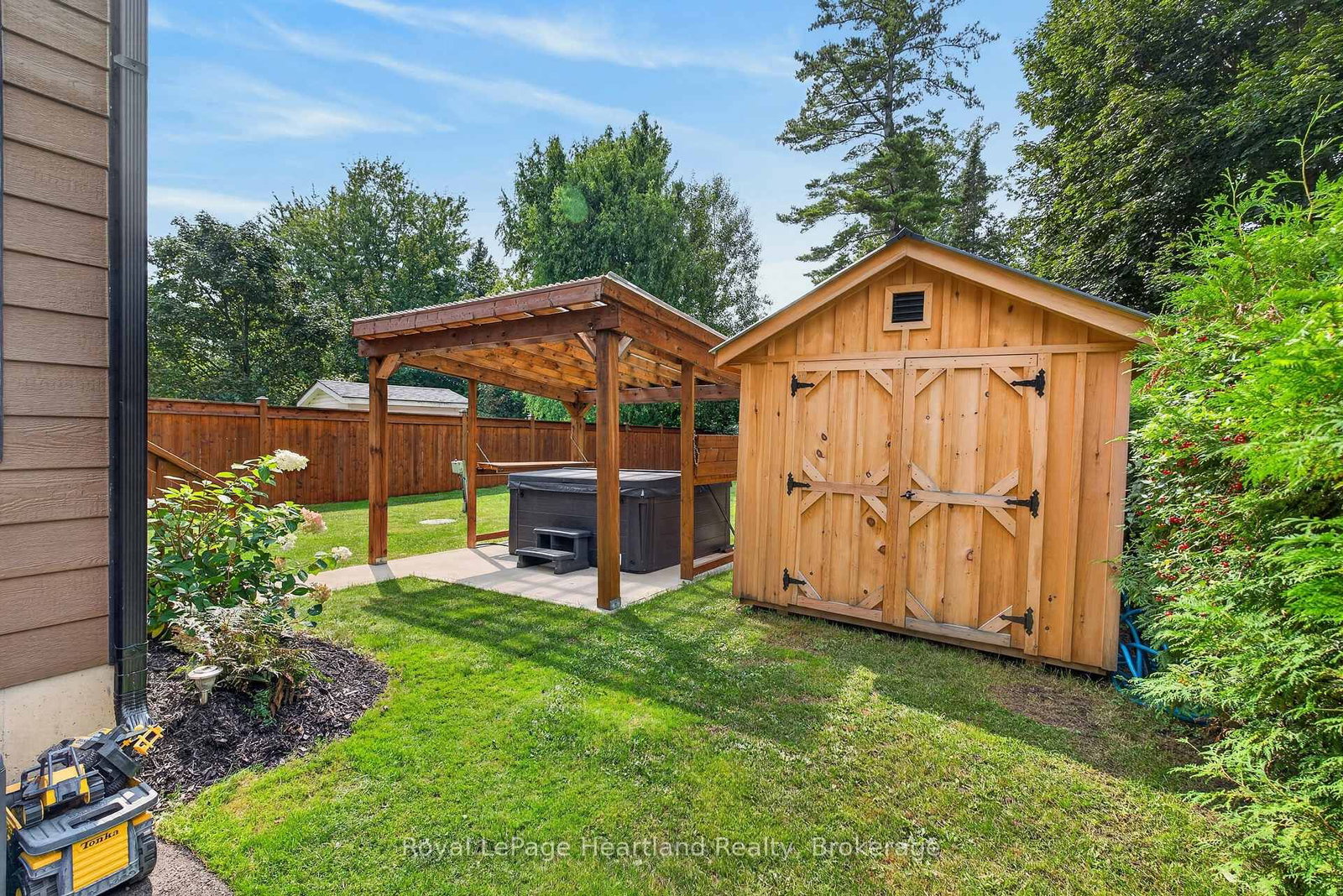 11 Maitland Avenue • Central Huron, ON photo 37