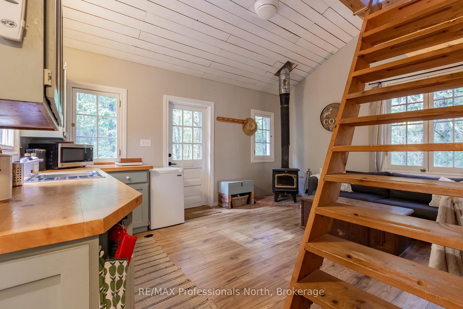 1547 North Pickerel Lake Road • Armour, ON photo 24