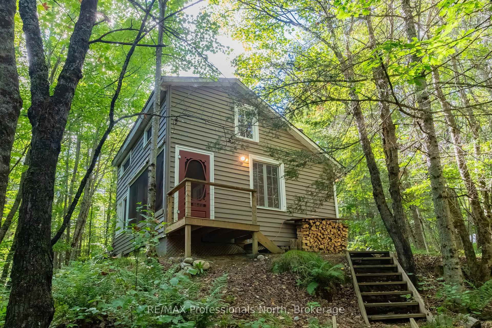 1547 North Pickerel Lake Road • Armour, ON photo 4