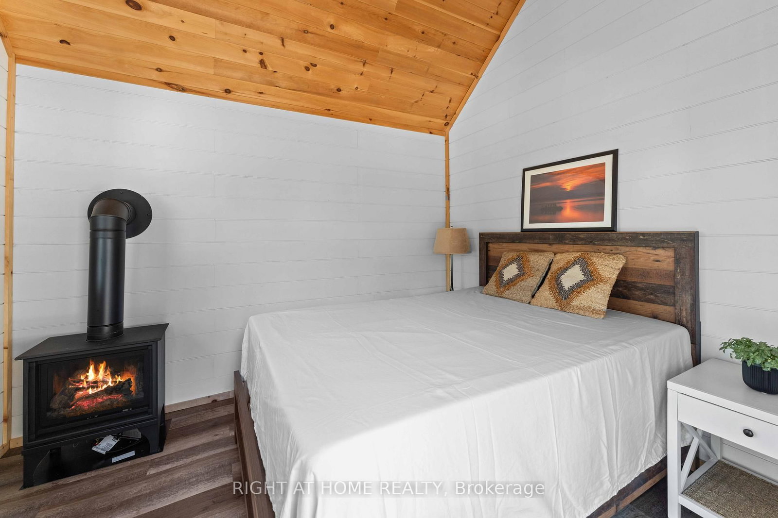 592 Moccasin Lake Road • Palmer Rapids, ON photo 16