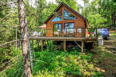 592 Moccasin Lake Road • Palmer Rapids, ON photo 2