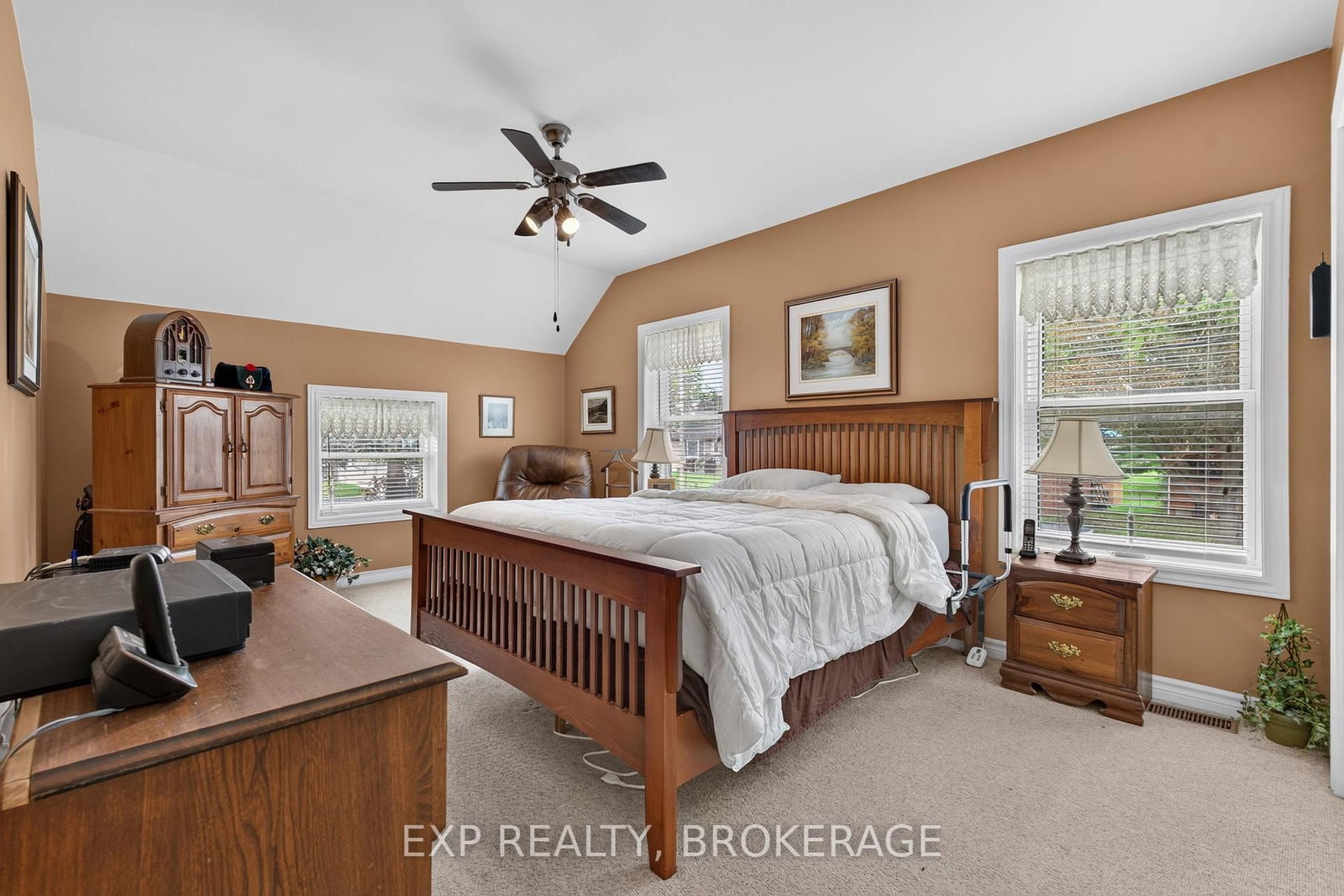 295 VICTORIA Avenue • Gananoque, ON photo 15