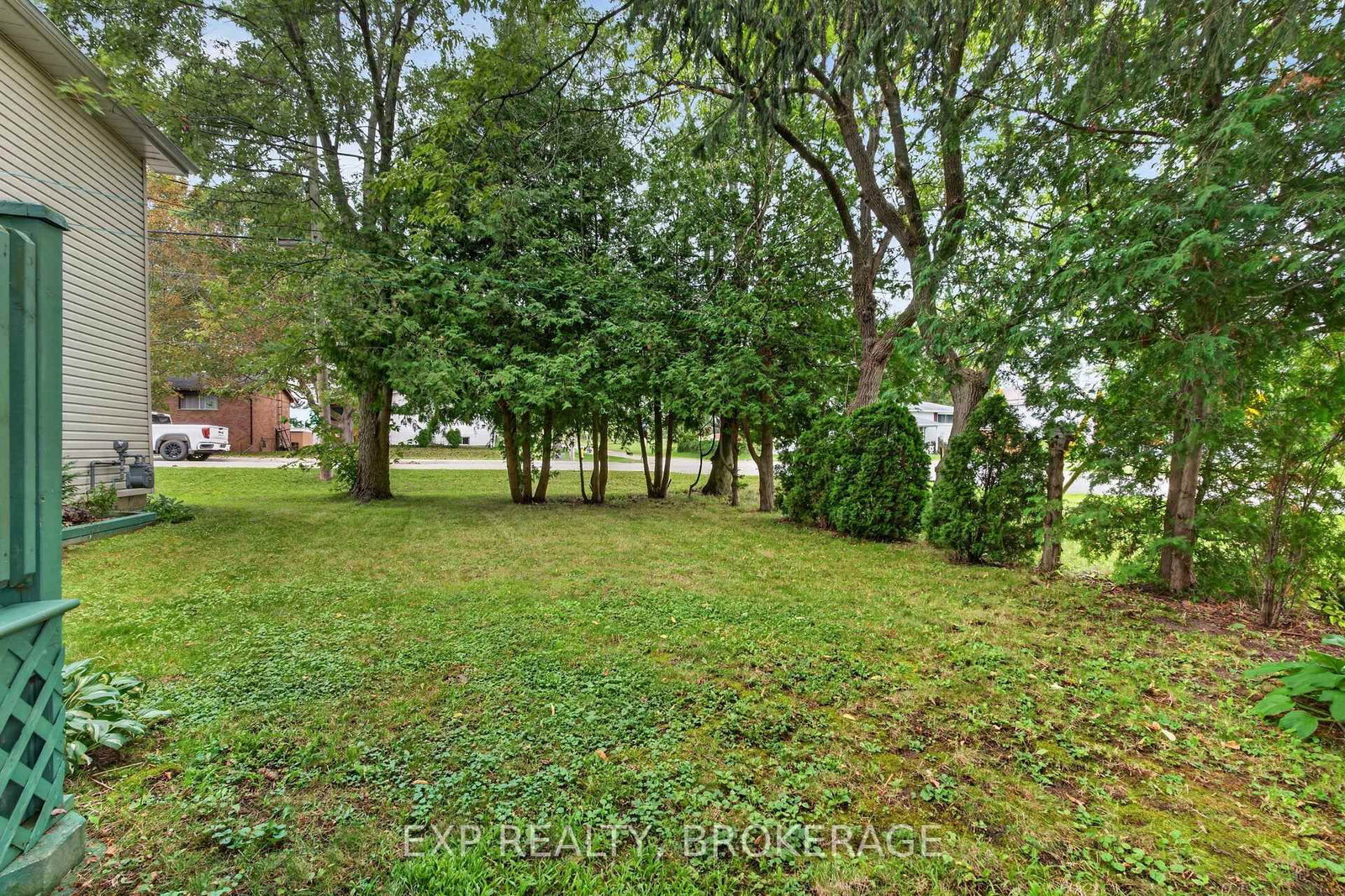 295 VICTORIA Avenue • Gananoque, ON photo 29