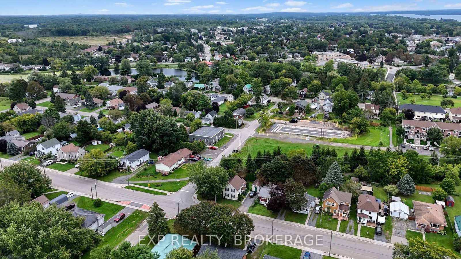 295 VICTORIA Avenue • Gananoque, ON photo 33