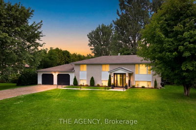 503 Wellington Road • Centre Wellington, ON photo 2