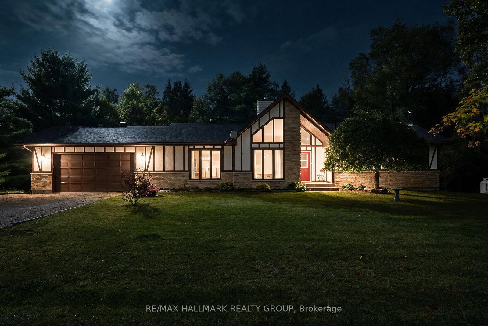2346 Bathurst 5th Concession Road • Perth, ON photo 2