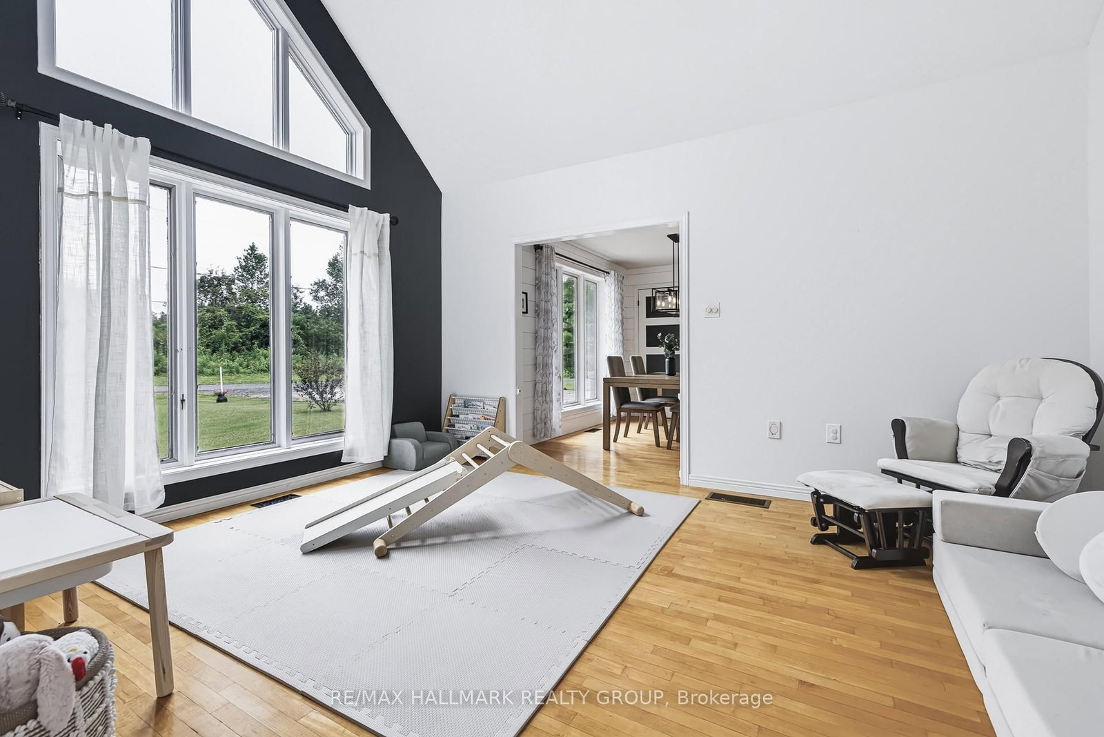 2346 Bathurst 5th Concession Road • Perth, ON photo 8