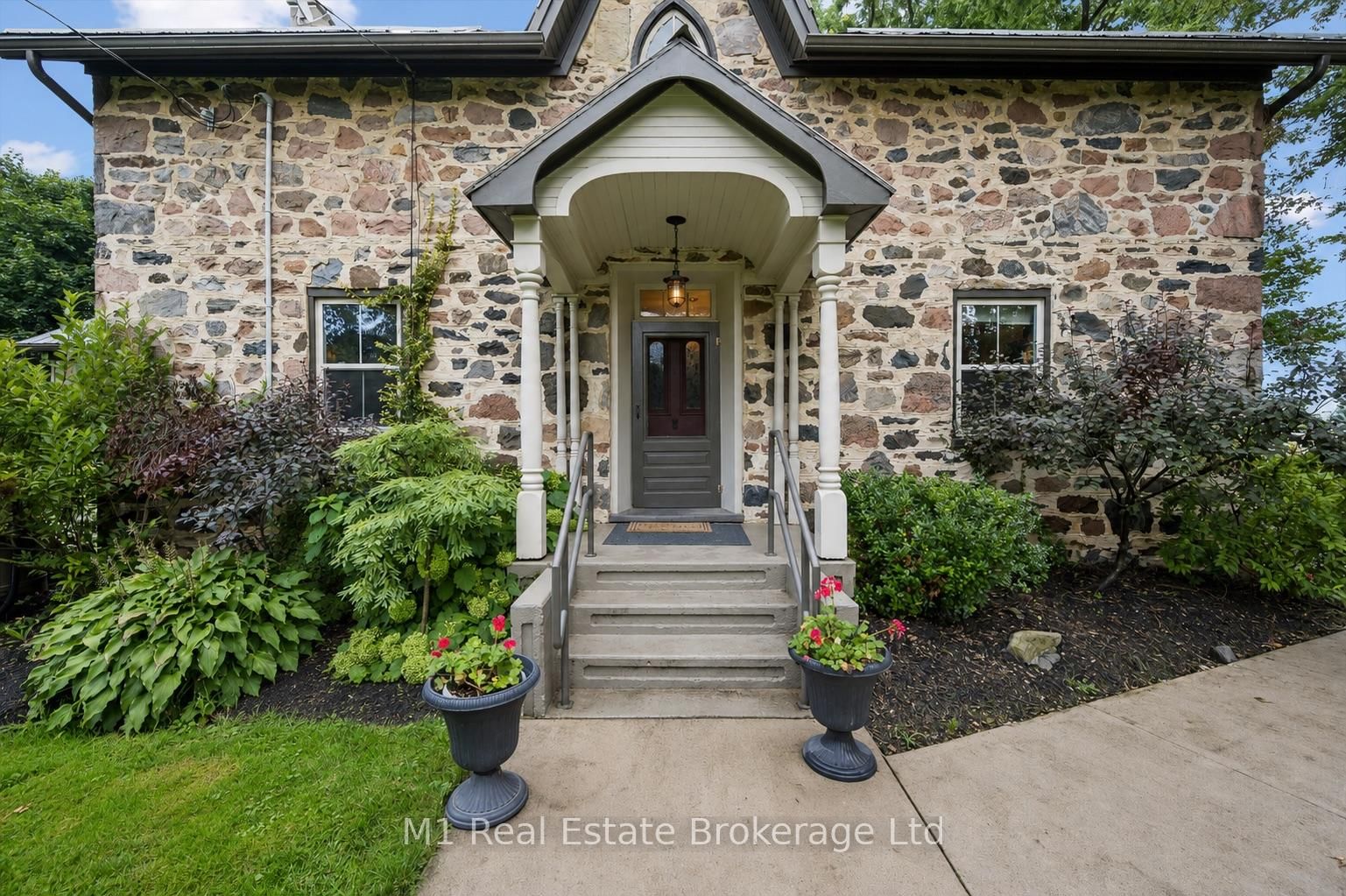 69 Katherine Street S • Woolwich, ON photo 4