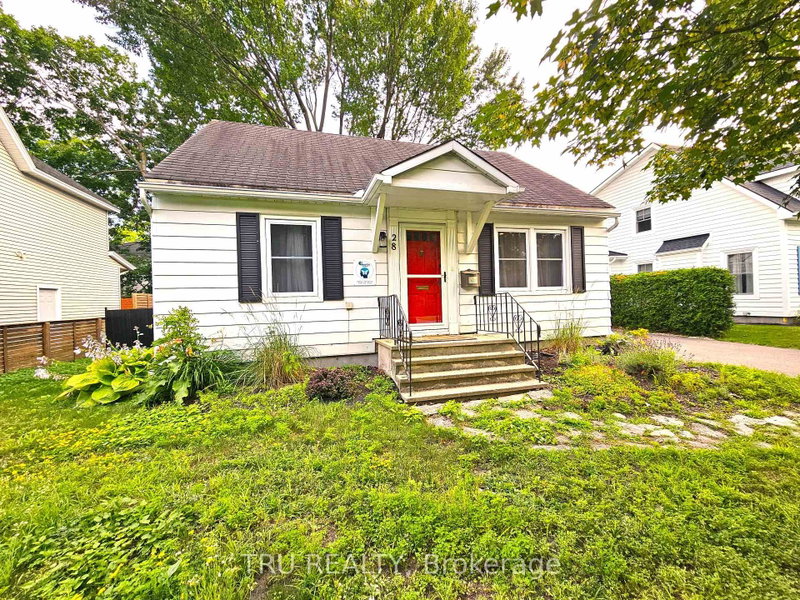28 Arundel Avenue