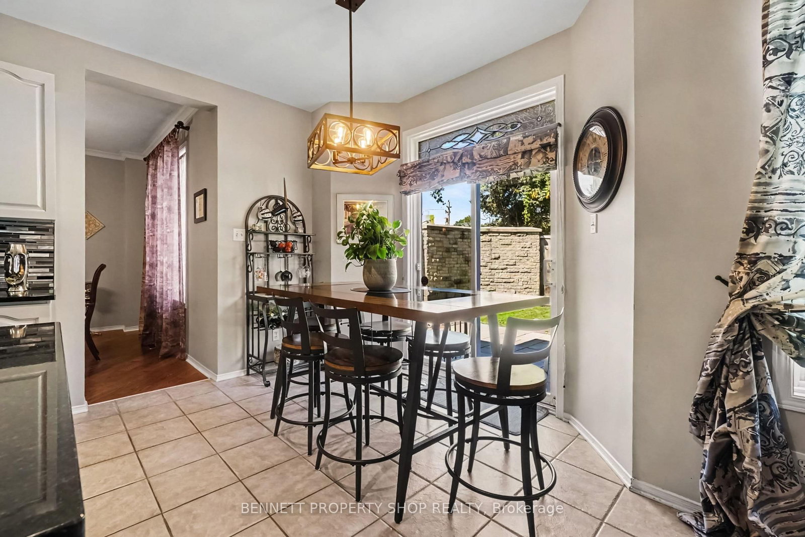 21 Summerwind Crescent • Nepean, ON photo 11